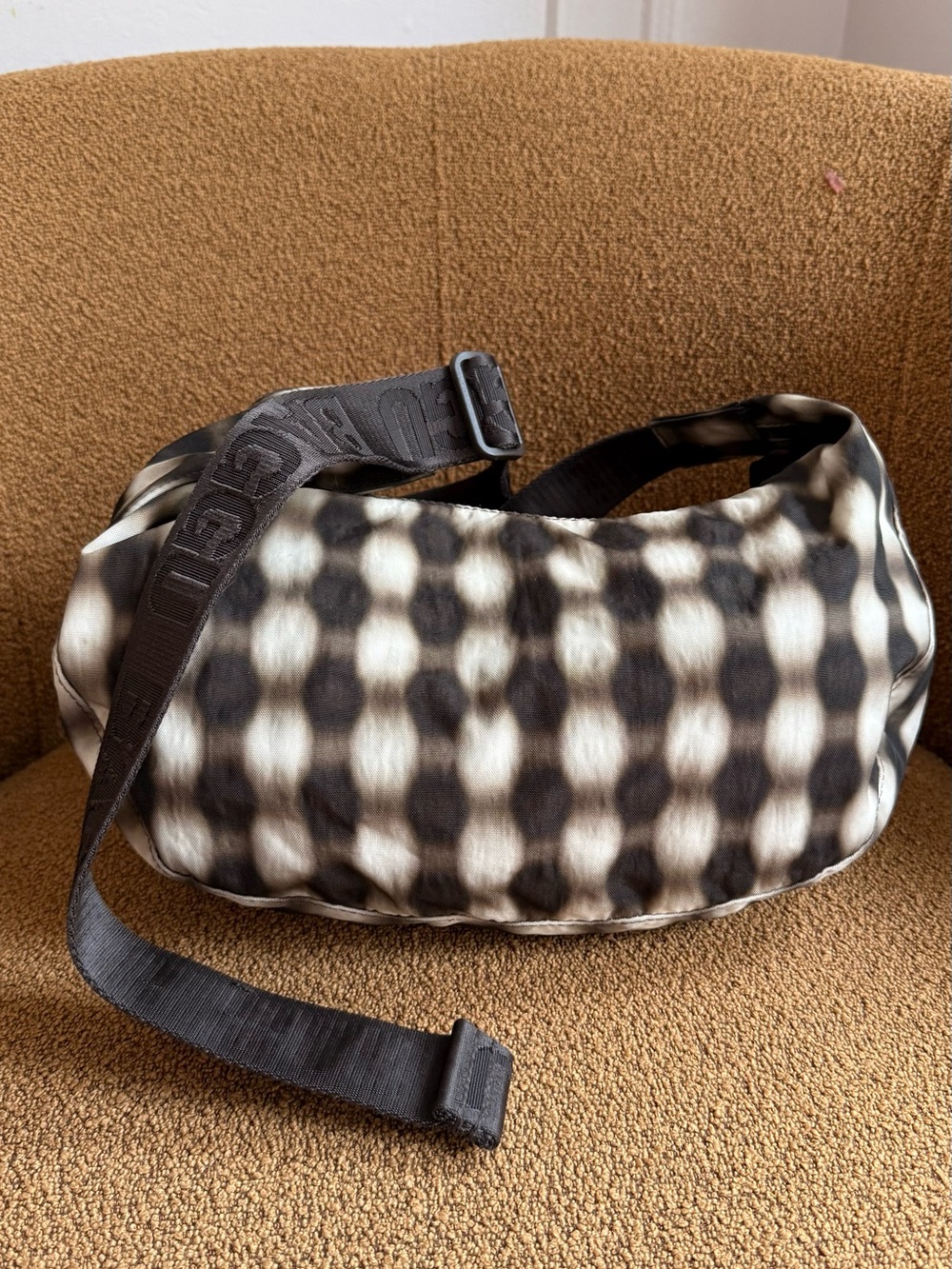 Baggu medium crescent bag